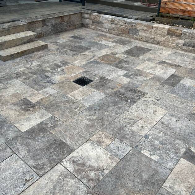 Travertin Silver Terrassenplatten 60×40×3 cm – getrommelt