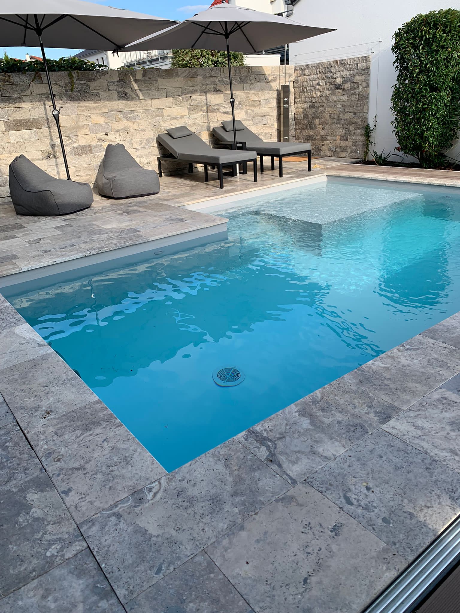 Travertin Silber Poolplatten / Poolumrandung 61 × 30,6 × 3 cm – Bullnose, getrommelt – Bild 6