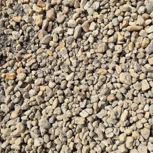 Quarzkies Gelbweiß 16–32 mm – Edler Zierkies für Garten & Außenbereiche